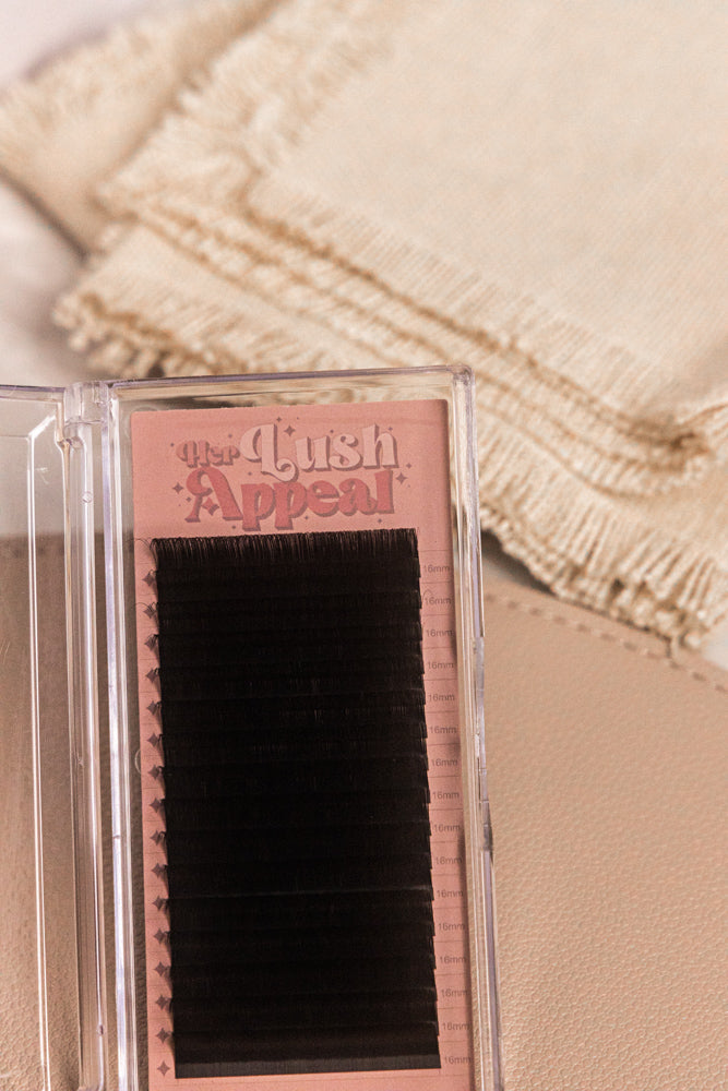 CLEARANCE Cashmere Lash Tray